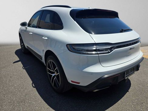 Used 2025 Porsche Macan Turbo AWD/4WD image 5