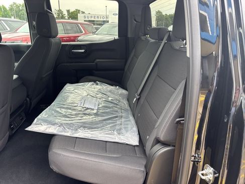 New 2026 Chevrolet Silverado 1500 Custom Trail Boss w/ LPO, Dark Essentials Package AWD/4WD image 16