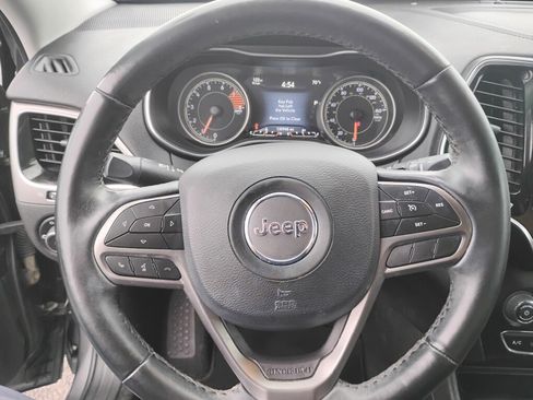 Used 2019 Jeep Cherokee Limited AWD/4WD image 17