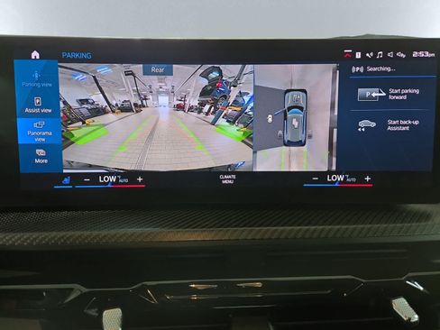 Used 2023 BMW XM AWD/4WD image 16