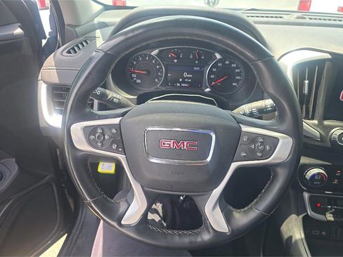 Used 2023 GMC Terrain SLT AWD/4WD image 10