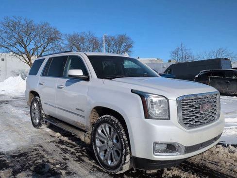 Used 2018 GMC Yukon Denali image 8