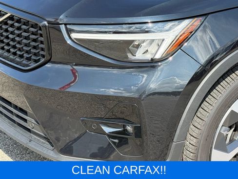 Used 2023 Volvo XC40 B5 Plus w/ Climate Package AWD/4WD image 15