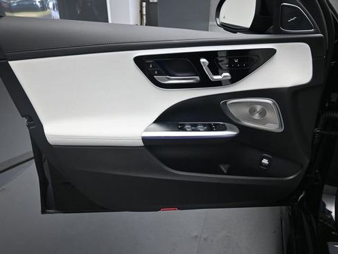 New 2025 Mercedes-Benz C 300 Sedan image 20