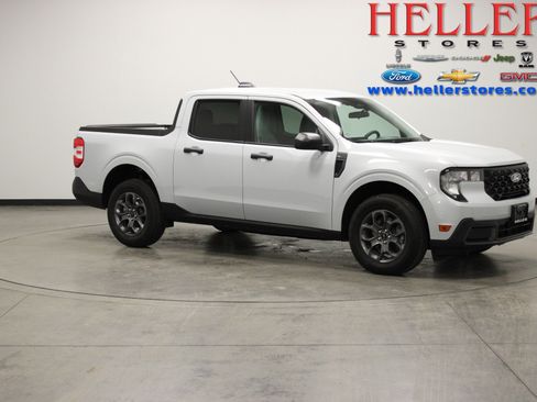 Used 2025 Ford Maverick XLT image 1
