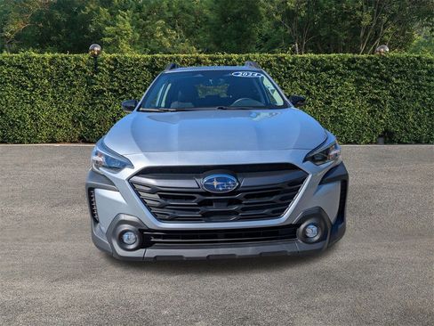Used 2024 Subaru Outback Premium image 9