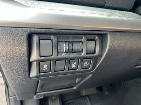 Used 2019 Subaru Outback 2.5i Premium AWD/4WD image 33