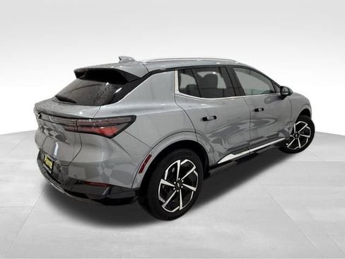 New 2026 Chevrolet Equinox EV LT image 4