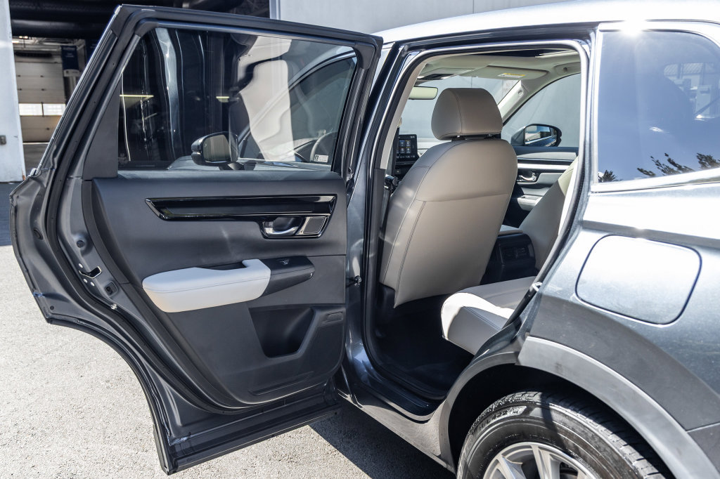Used 2024 Honda CR-V EX-L image 23