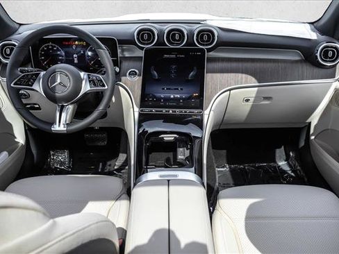 New 2026 Mercedes-Benz GLC 300 4MATIC image 19