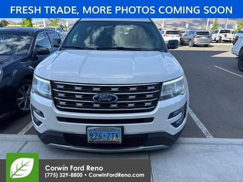 Used 2017 Ford Explorer XLT AWD/4WD image 2