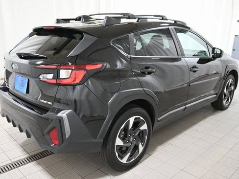 Used 2024 Subaru Crosstrek 2.5i Limited w/ Crosstrek Mirror Package image 12