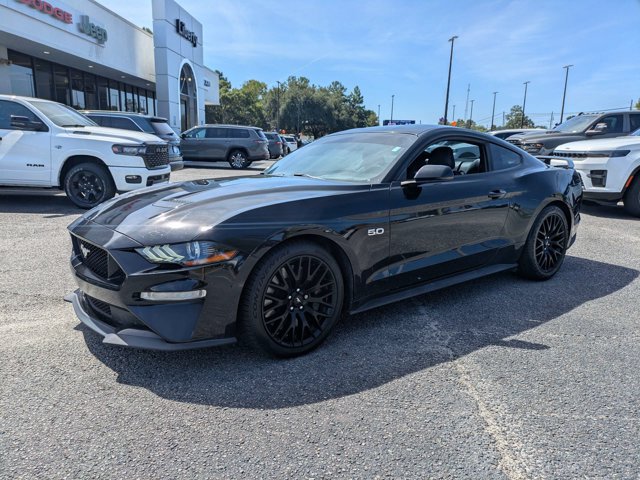 Used 2020 Ford Mustang GT Premium w/ GT Performance Package RWD image 9