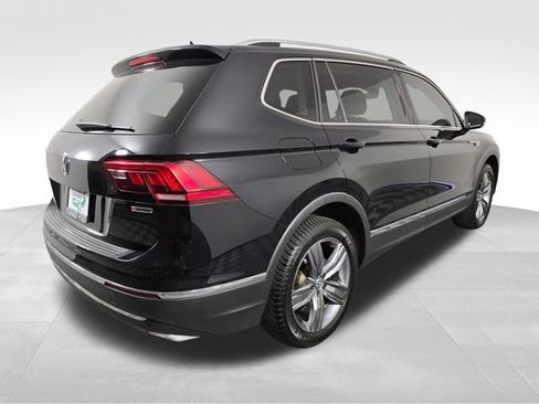 Used 2019 Volkswagen Tiguan SEL Premium AWD/4WD image 7
