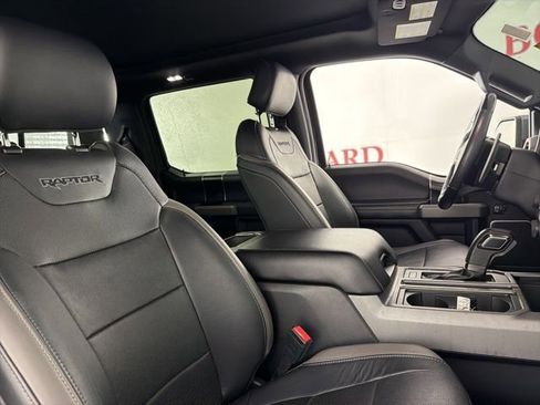 Used 2018 Ford F150 Raptor w/ Equipment Group 802A Luxury image 16