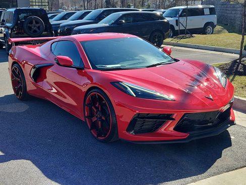 Used 2021 Chevrolet Corvette Stingray Preferred Cpe w/ Chrome Exterior Badge Package image 9