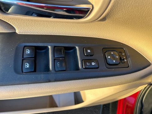 Used 2016 Mitsubishi Outlander SE FWD image 12