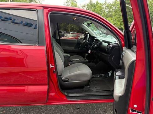 Used 2021 Toyota Tacoma SR w/ SR Convenience Package RWD image 30