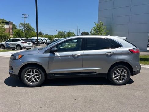 Used 2023 Ford Edge SEL w/ Convenience Package AWD/4WD image 8