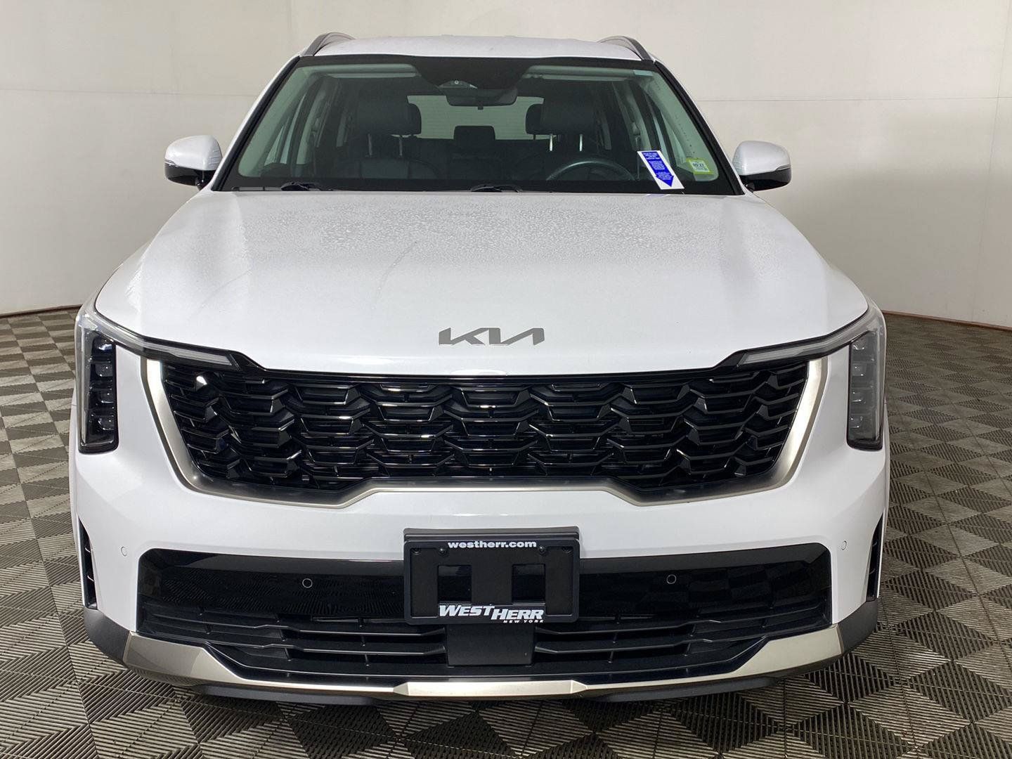Used 2025 Kia Sorento S AWD/4WD image 7