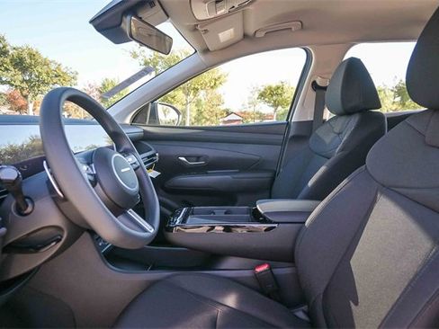 New 2026 Hyundai Tucson Blue SE image 21