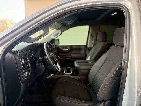 Used 2022 GMC Sierra 1500 Elevation w/ LPO, Elevation Black Package image 17