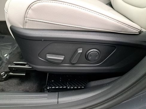 New 2026 Hyundai Tucson Limited image 37