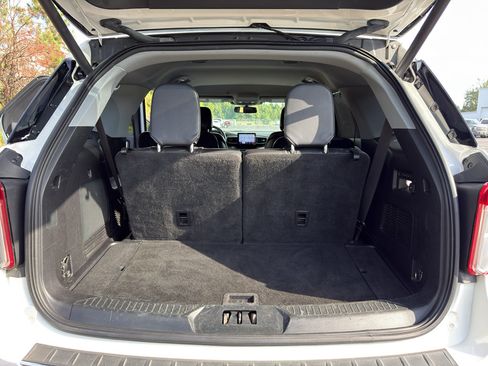 Used 2020 Ford Explorer Limited RWD image 17