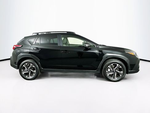 Used 2024 Subaru Crosstrek 2.0i Premium image 10
