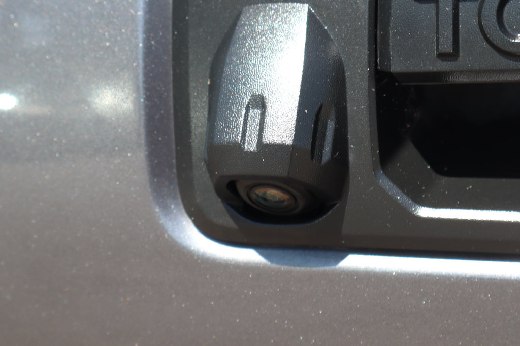Used 2022 Toyota Tacoma SR5 AWD/4WD image 45