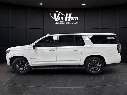 Used 2022 Chevrolet Suburban Z71 w/ Z71 Off-Road Package image 4