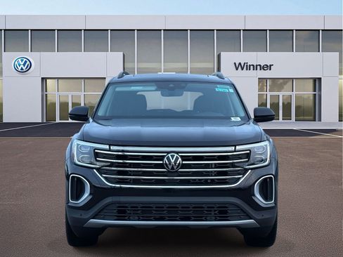 Used 2025 Volkswagen Atlas SE image 6
