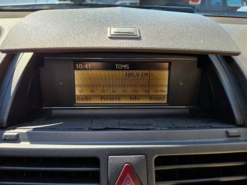 Used 2011 Mercedes-Benz C 300 Sedan image 28