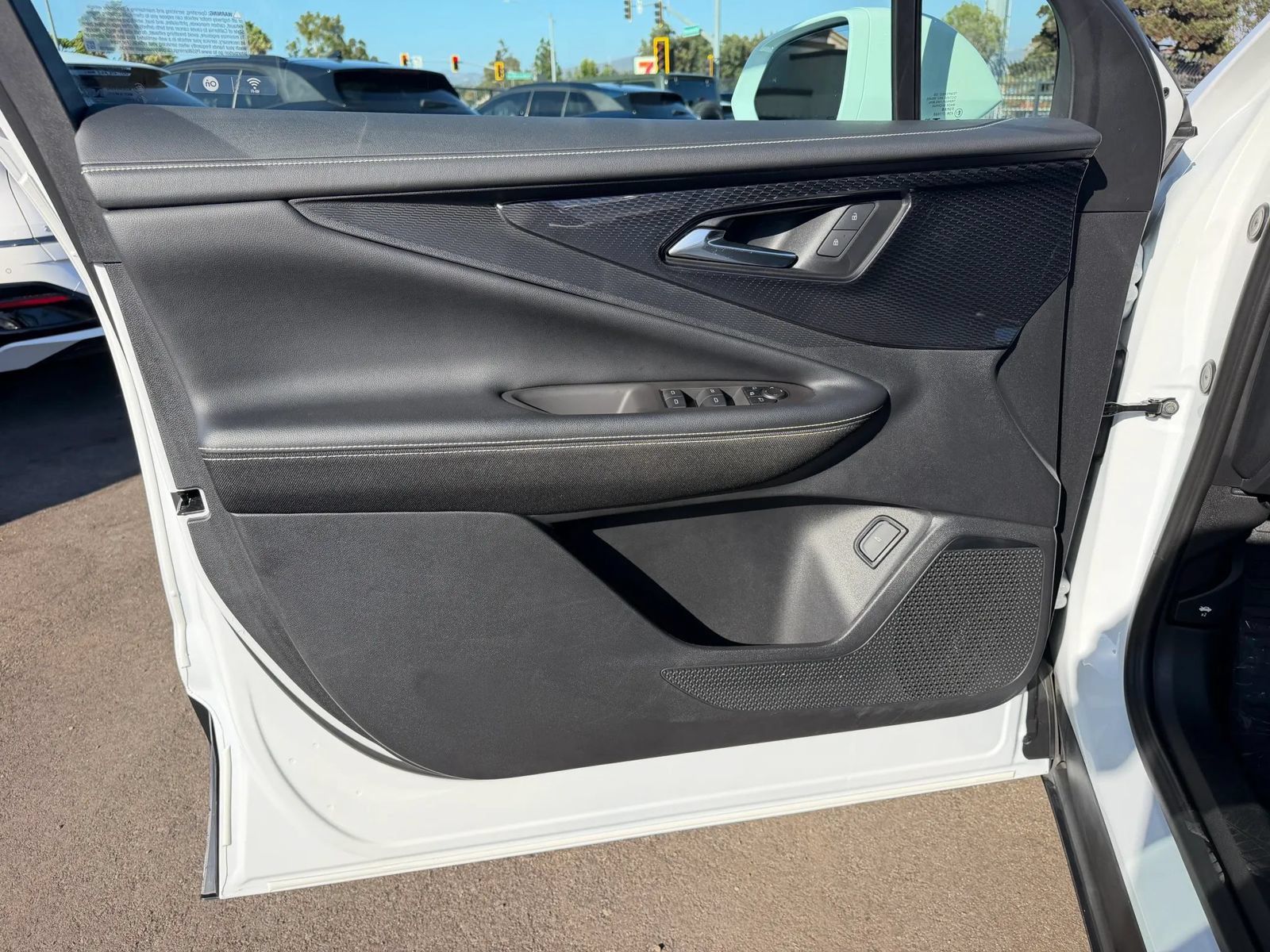 Used 2024 Chevrolet Blazer EV LT AWD/4WD image 9