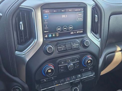 Used 2019 Chevrolet Silverado 1500 LT w/ All-Star Edition image 13