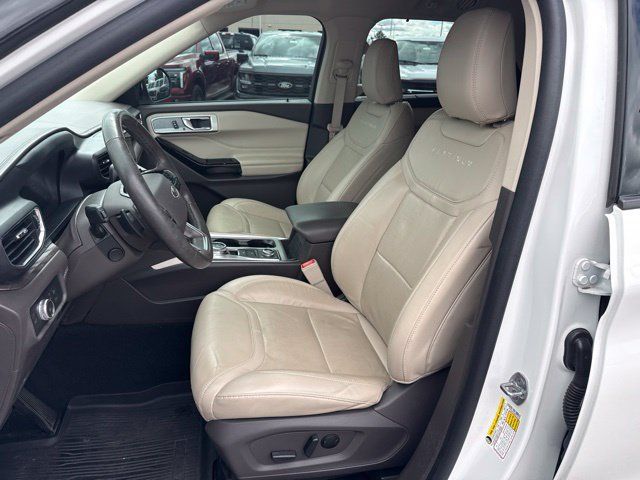 Used 2021 Ford Explorer Platinum w/ Equipment Group 601A AWD/4WD image 10