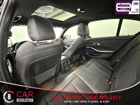 Used 2019 BMW 330i xDrive Sedan AWD/4WD image 32