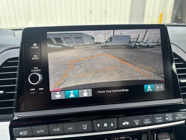 Used 2025 Honda Odyssey Sport-L image 19