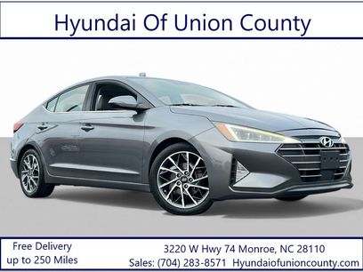 Used 2020 Hyundai Elantra Limited w/ Ultimate Package 03