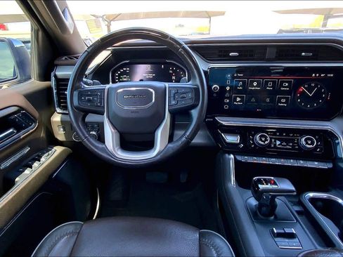 Used 2024 GMC Sierra 1500 Denali image 6