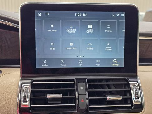 Used 2021 Lincoln Navigator Reserve AWD/4WD image 15