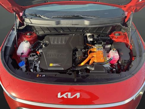 Certified 2023 Kia Niro EX image 41