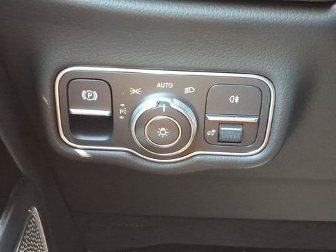 Used 2025 Mercedes-Benz G 550 image 17