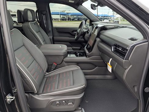 New 2026 GMC Yukon AT4 Ultimate image 34