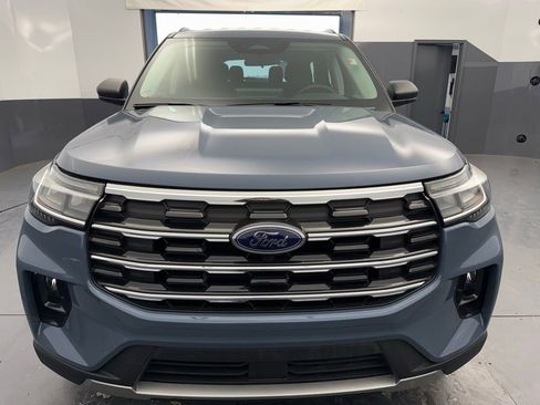 New 2026 Ford Explorer Active w/ Active Comfort Package image 8