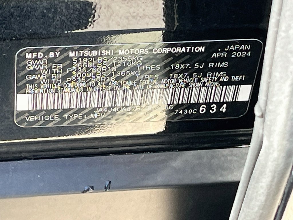Used 2024 Mitsubishi Outlander ES AWD/4WD image 31