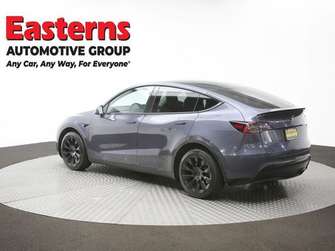 Used 2022 Tesla Model Y Long Range image 58