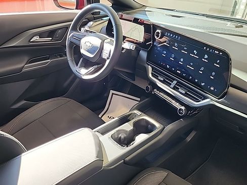 New 2026 Chevrolet Equinox EV LT w/ Comfort Package image 14