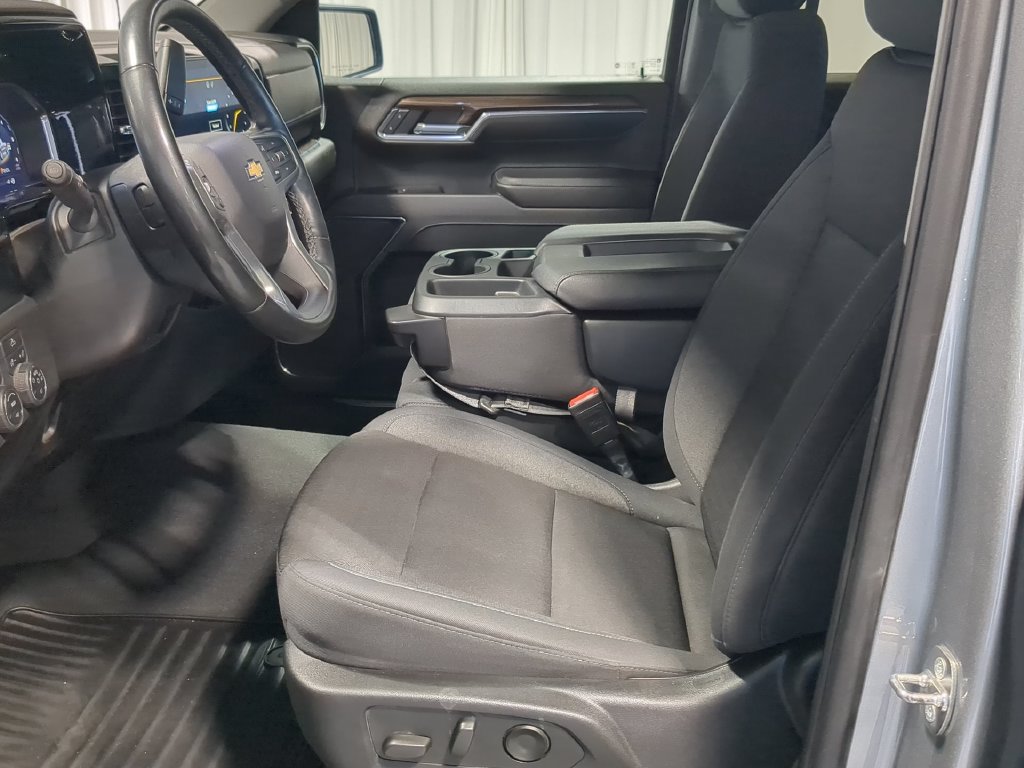 Used 2024 Chevrolet Silverado 1500 RST w/ LPO, Dark Essentials Package AWD/4WD image 20