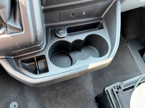 Used 2016 Ford Transit 150 XLT image 41